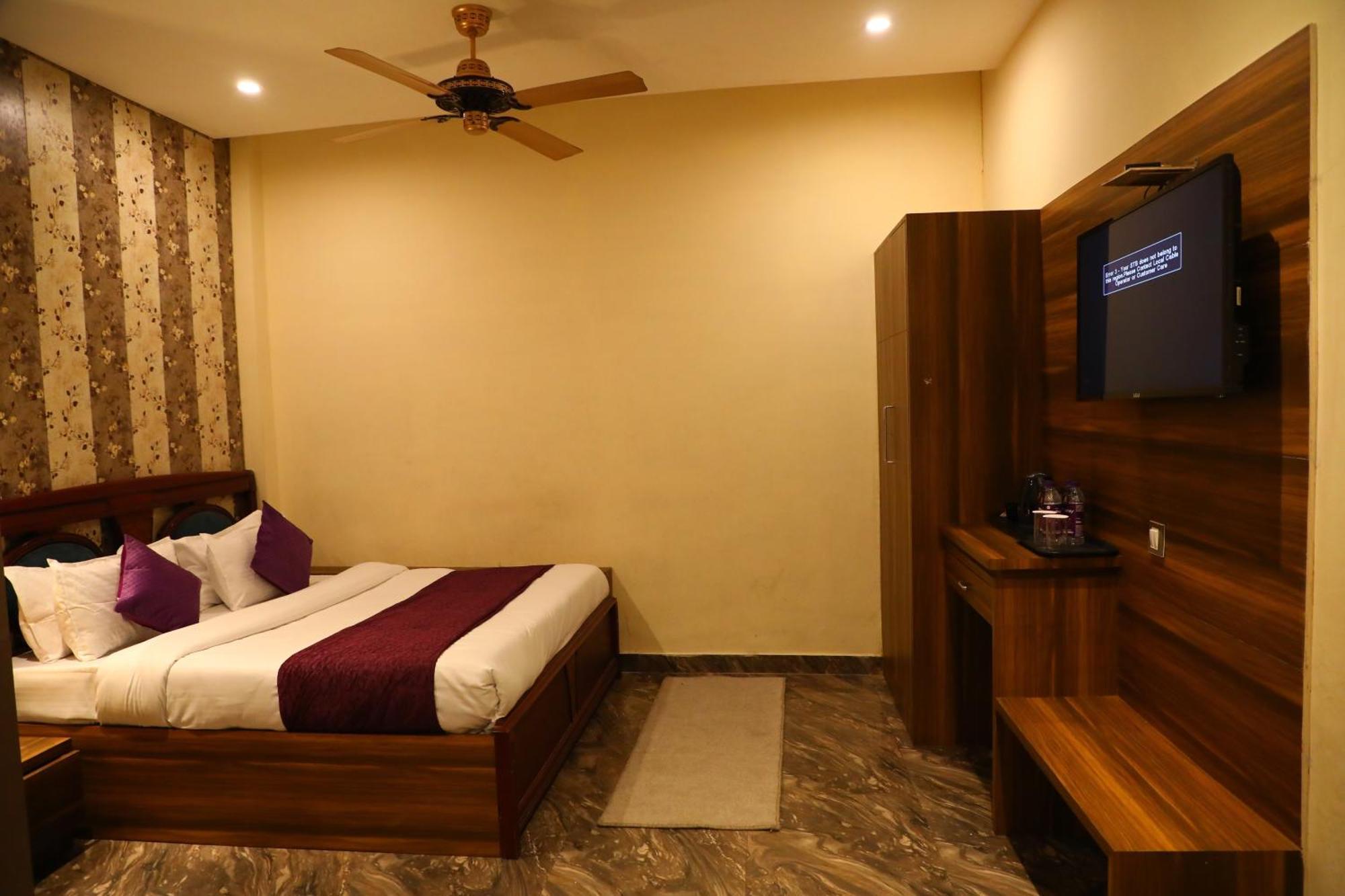 Perfectstayz Premium @Harkipauri Road Haridwār Oda fotoğraf